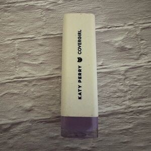 Covergirl Katy Kat Matte - Cosmo‎ Kitty Lipstick - by Katy Perry